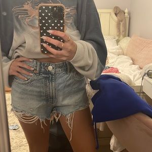 Zara jean shorts size 4